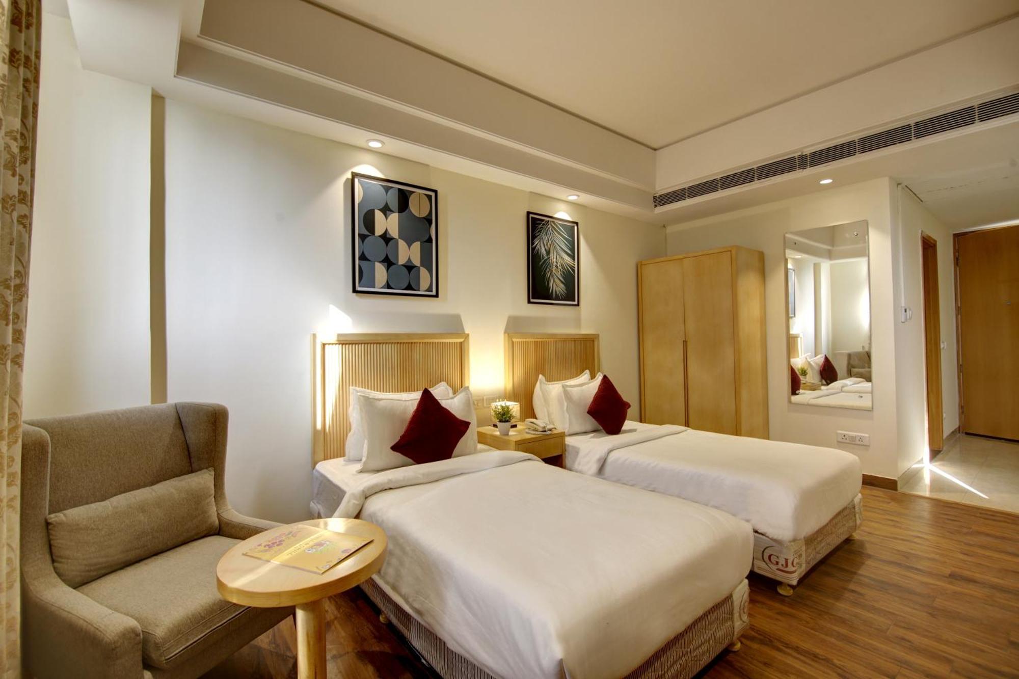 Saltstayz Select - Galleria Market & Golf Course Road Gurgaon Exterior foto